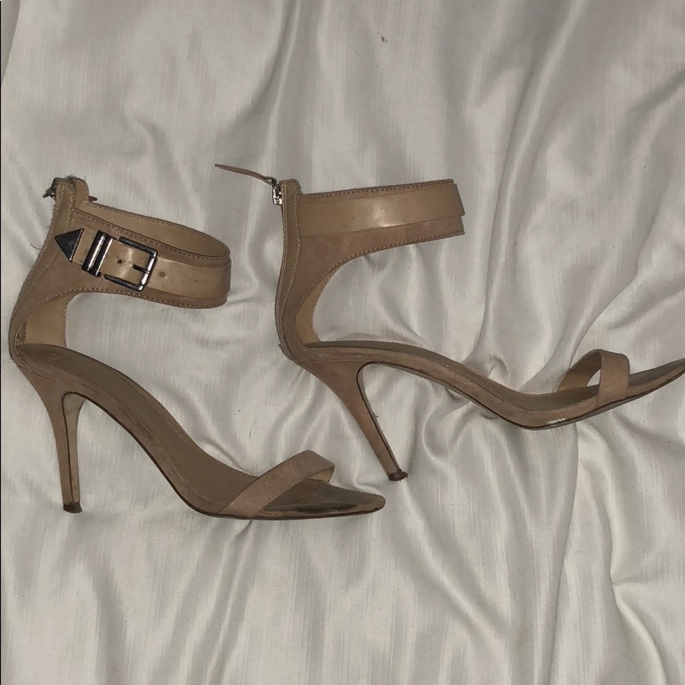 Zara beige heeled sandals
